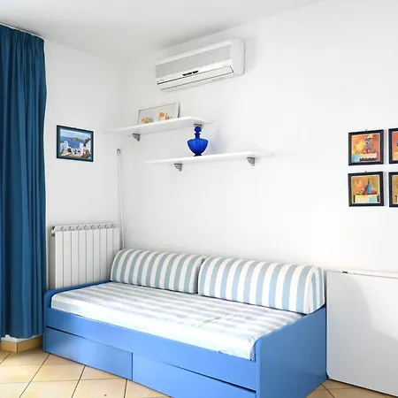 P102 - Porto Recanati, Monolocale Fronte Mare Con Terrazza *