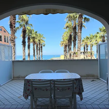 P102 - Porto Recanati, Monolocale Fronte Mare Con Terrazza Porto Recanati