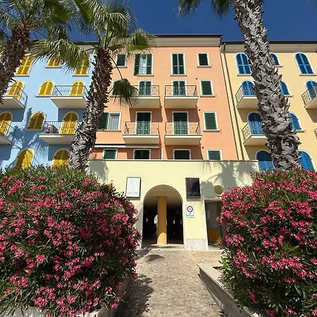 P102 - Porto Recanati, Monolocale Fronte Mare Con Terrazza Apartamento Porto Recanati